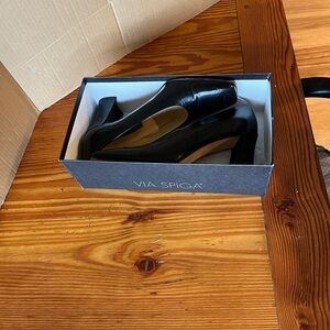 Via Spiga Classic Black Heels